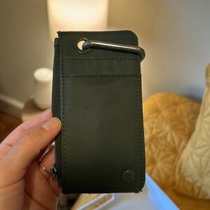 Athleta coffee run wallet green